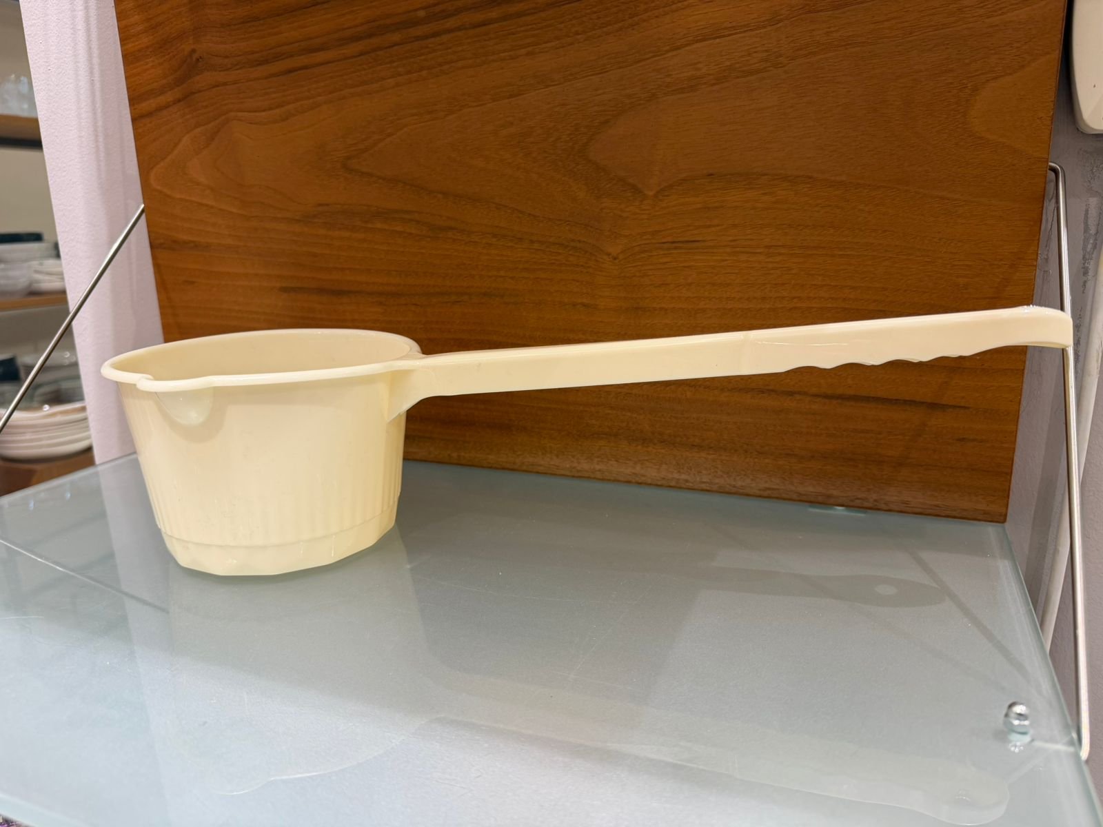 Handle water spoon