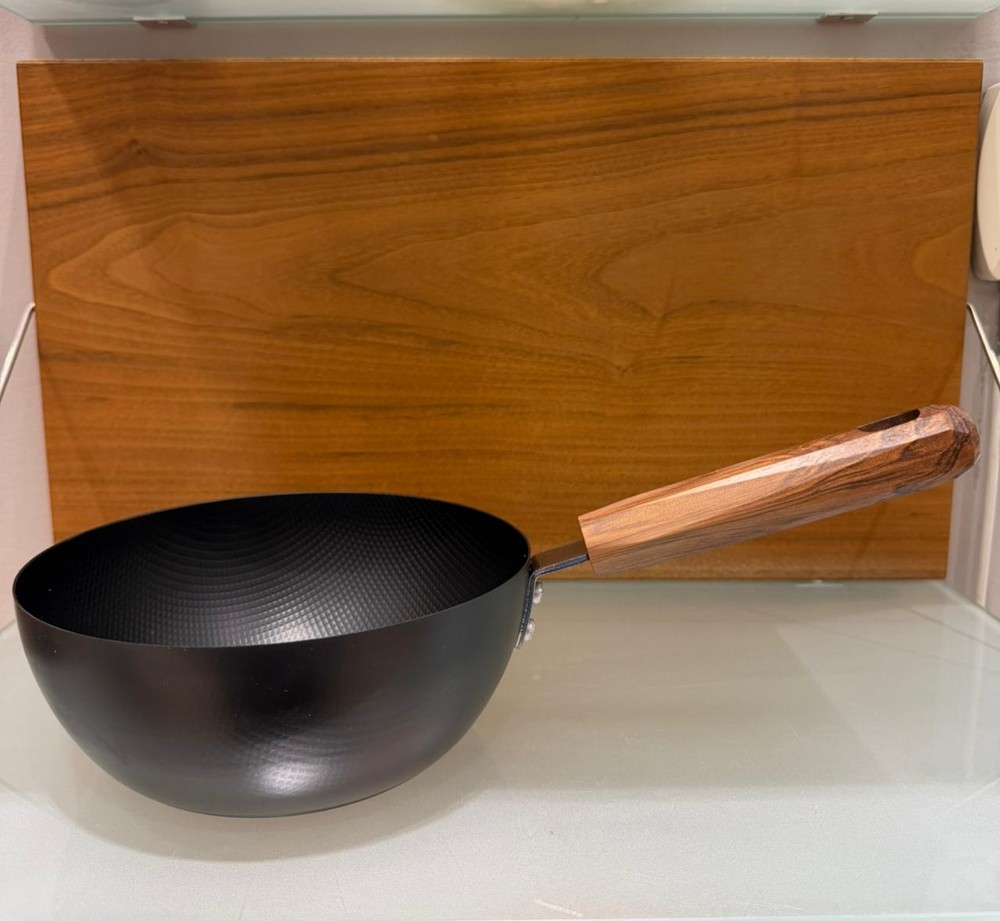 Tigan me bisht druri