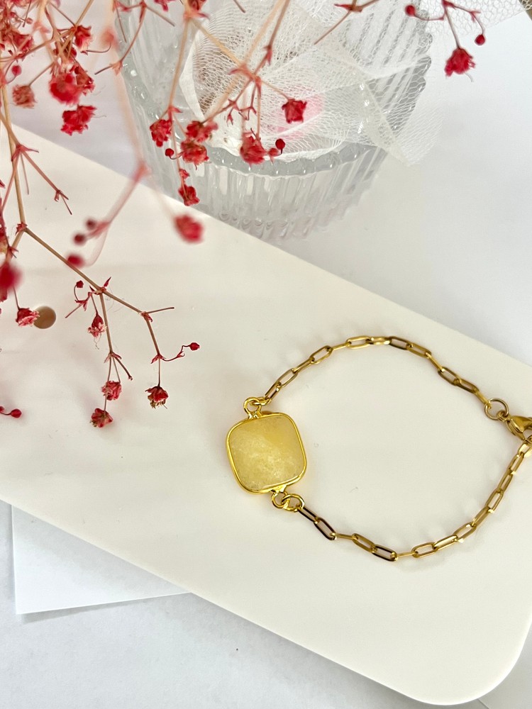 Golden Quartz Bracelet