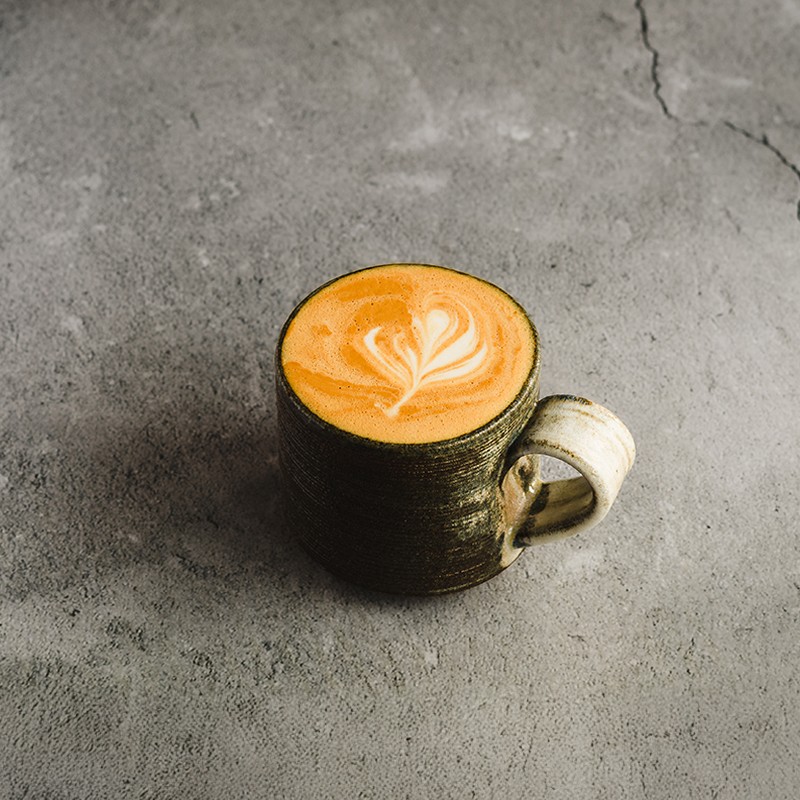 Caffè Latte - لاتيه