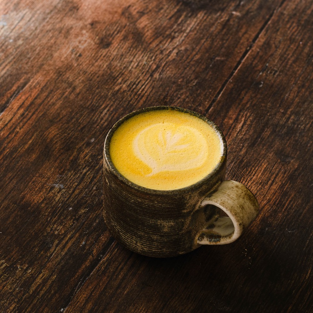 Golden Date Turmeric Latte لاتيه التمر والكركم الذهبي